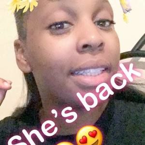 Meet your Posher, Nicole